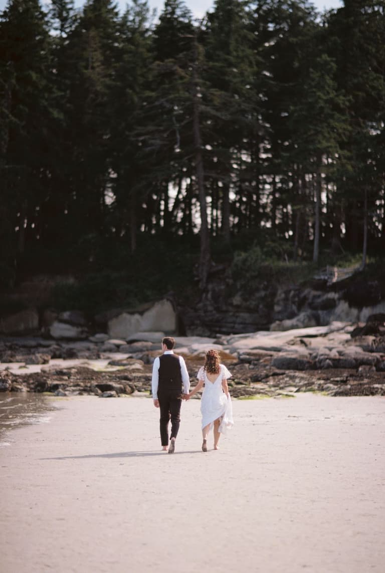 Vancouver Island wedding film photography by Sydney Woodward